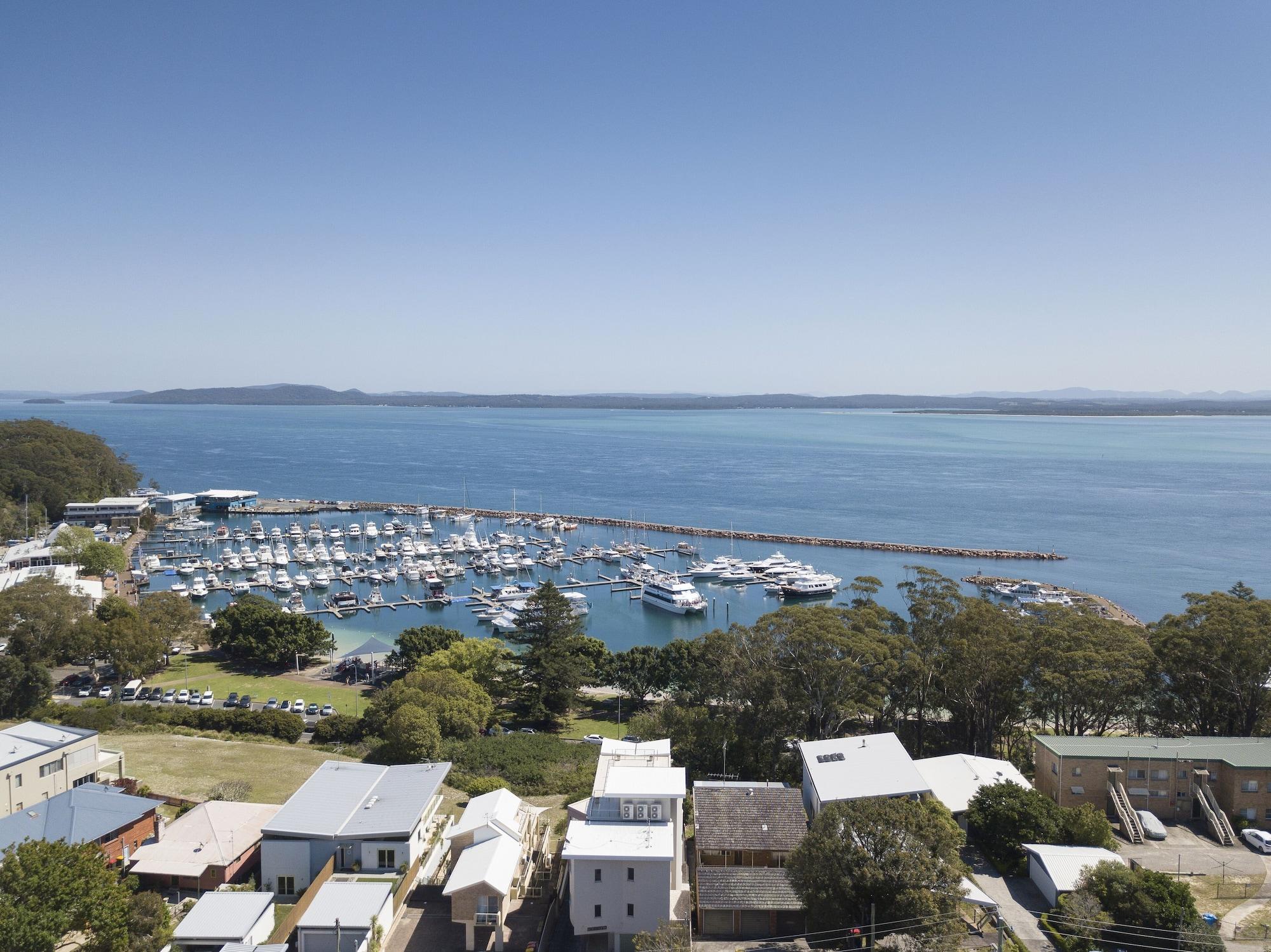 Marina Resort Nelson Bay Exterior photo